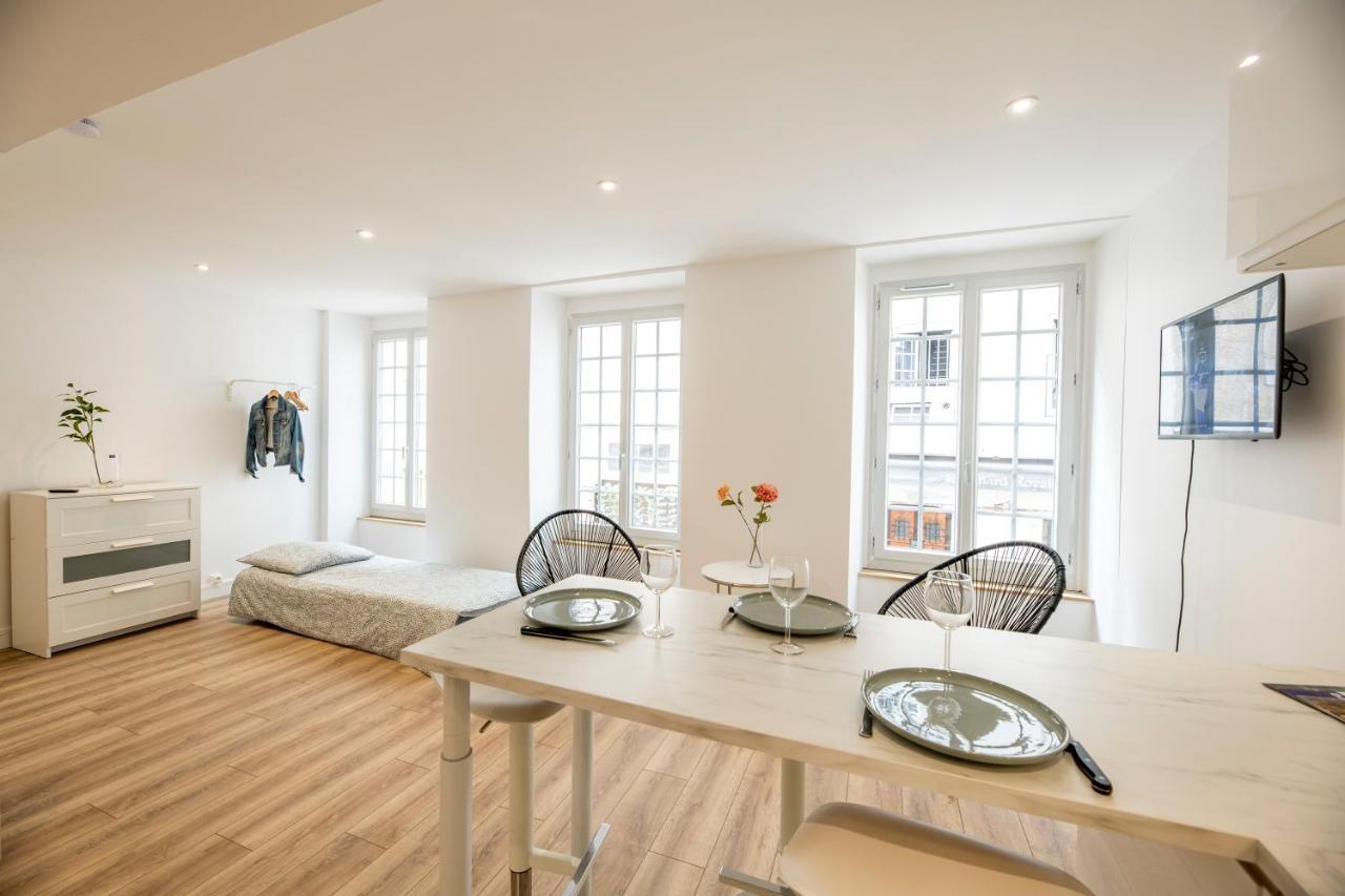 Quartier Du Chateau, Superbe Appartement Avec Parking Pau Εξωτερικό φωτογραφία