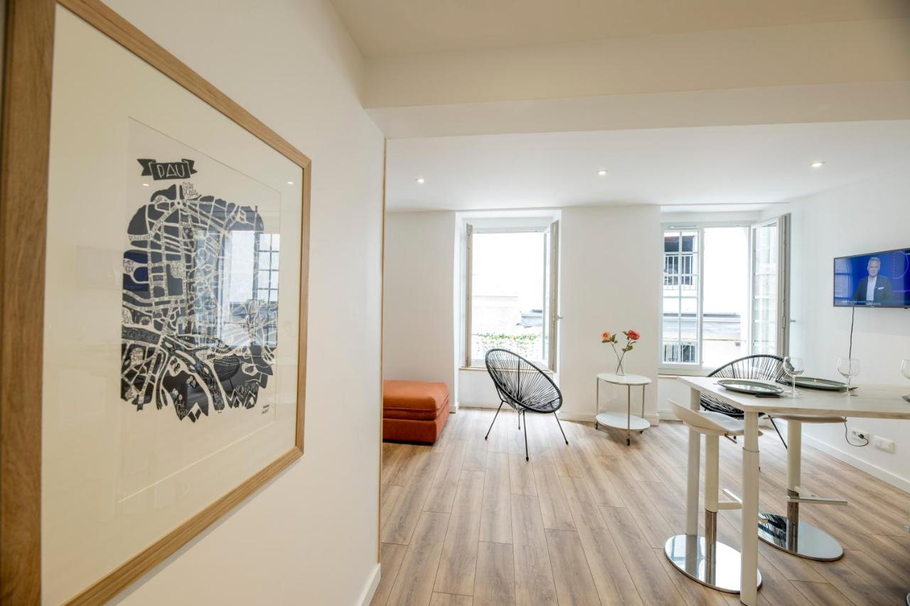 Quartier Du Chateau, Superbe Appartement Avec Parking Pau Εξωτερικό φωτογραφία