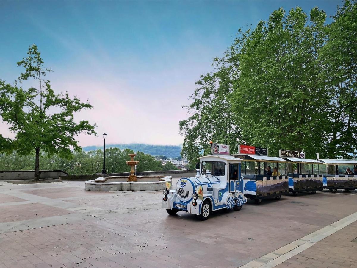 Quartier Du Chateau, Superbe Appartement Avec Parking Pau Εξωτερικό φωτογραφία